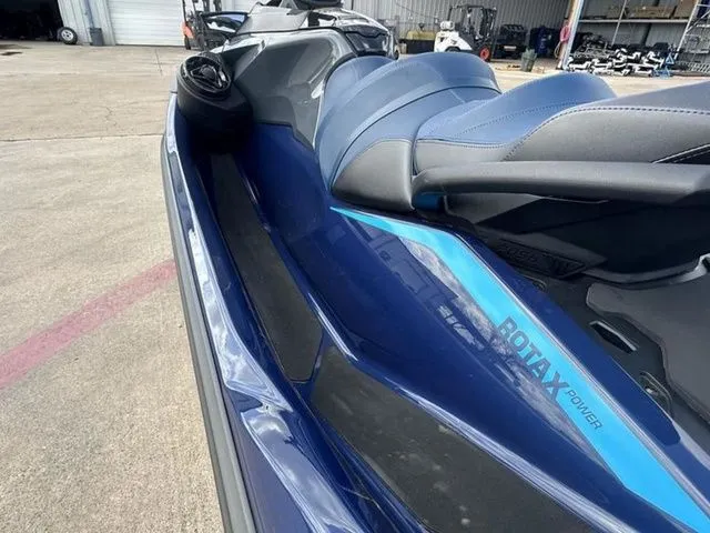 Slide: The Image of Sea-Doo GTX 230 Tech, Audio, iDF, iBR 2026 - 11