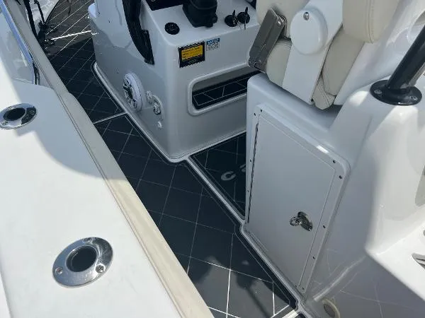 Slide: The Image of Cape Horn Yachts 32T 2021 - 7