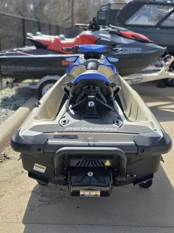 Slide: The Image of Sea-Doo Wake 170 iBR and iDF 2026 - 4