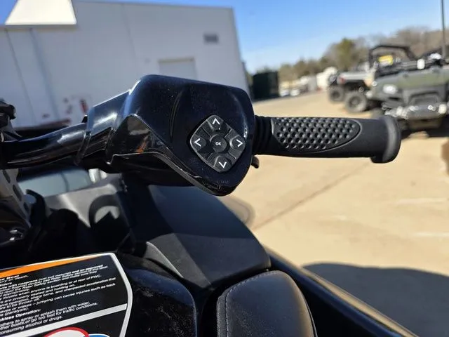 Slide: The Image of Sea-Doo GTR 2026 - 10