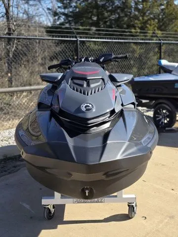Slide: The Image of Sea-Doo GTR 2026 - 7