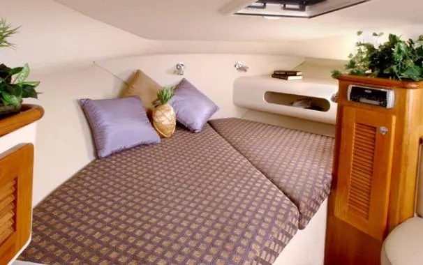 Slide: The Image of Pursuit 3370 Offshore 2005 - 2