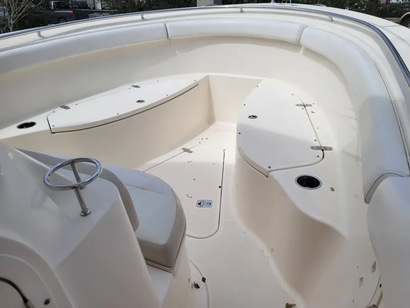 Slide: The Image of Pursuit S 280 Sport 2012 - 9