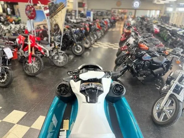 Slide: The Image of Sea-Doo GTI SE 170 2026 - 3