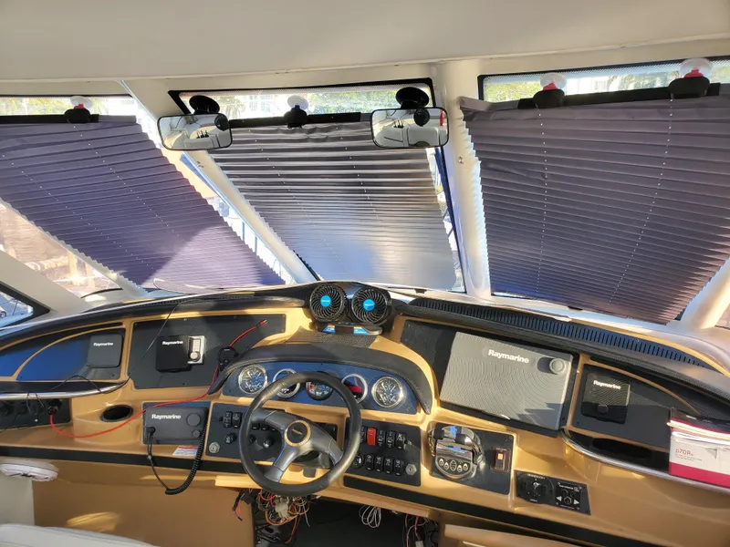 Slide: The Image of Carver Yachts 506 Motor Yacht 2001 - 3