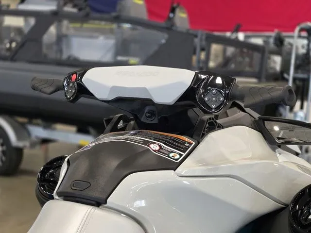 Slide: The Image of Sea-Doo GTI SE 130 2026 - 9