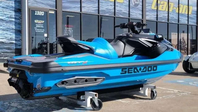 Slide: The Image of Sea-Doo RXT-X 2026 - 3