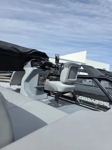 Slide: The Image of Sea-Doo Switch Sport™ 21 - 300 Hp Painted 2026 - 18