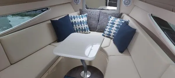 Slide: The Image of Regal 28 Express 2021 - 5