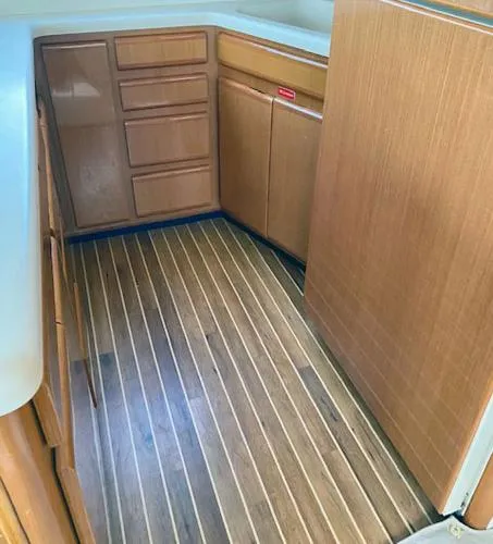 Slide: The Image of Viking 47 Convertible 1999 - 8