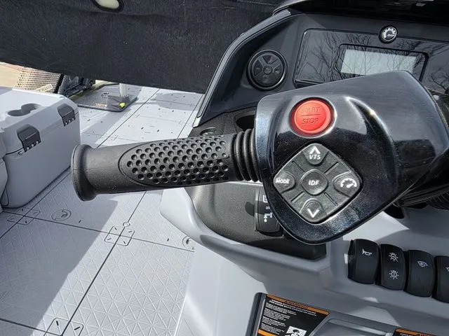 Slide: The Image of Sea-Doo Switch Fish 21 2026 - 18