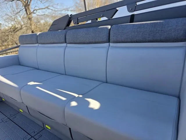 Slide: The Image of Sea-Doo Switch Sport 21 2023 - 12