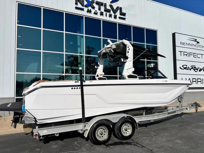 Slide: The Image of Nautique GS24 2026 - 3