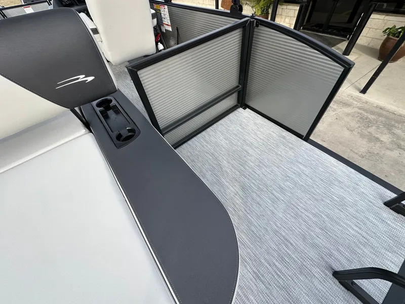 Slide: The Image of Bennington 22 S SWINGBACK 2026 - 16