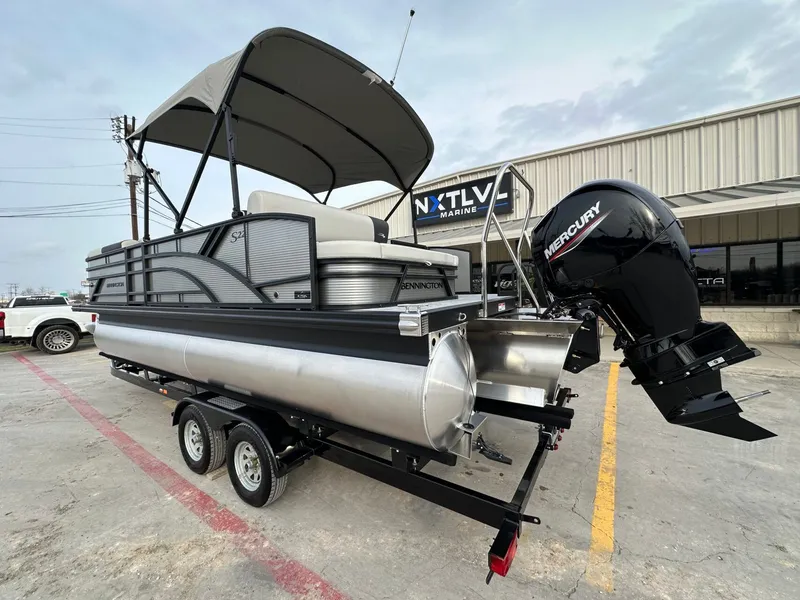 Slide: The Image of Bennington 22 S SWINGBACK 2026 - 3