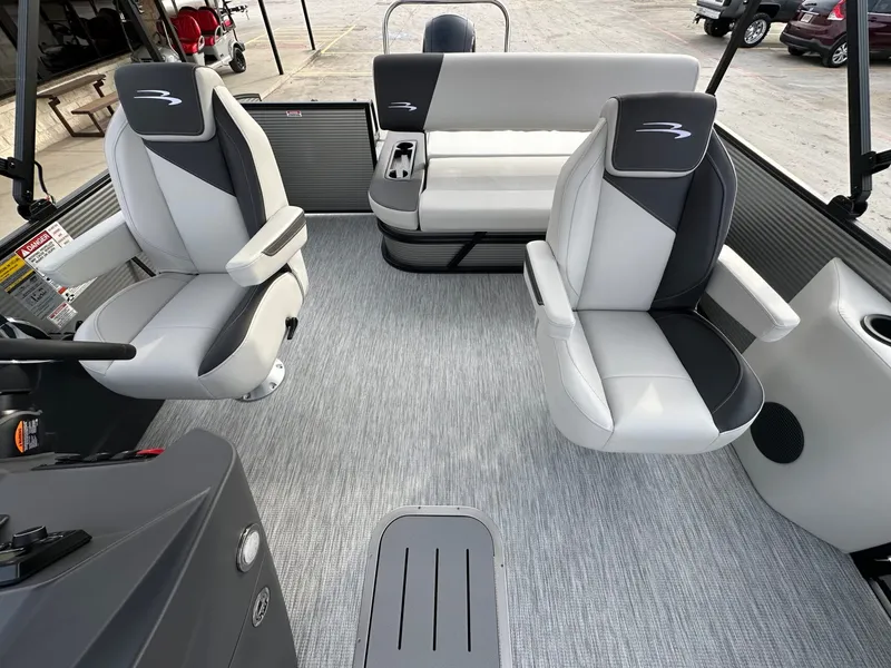 Slide: The Image of Bennington 22 S SWINGBACK 2026 - 32