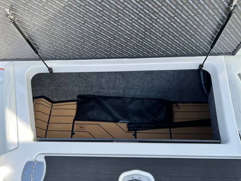 Slide: The Image of Nautique G23 2026 - 14