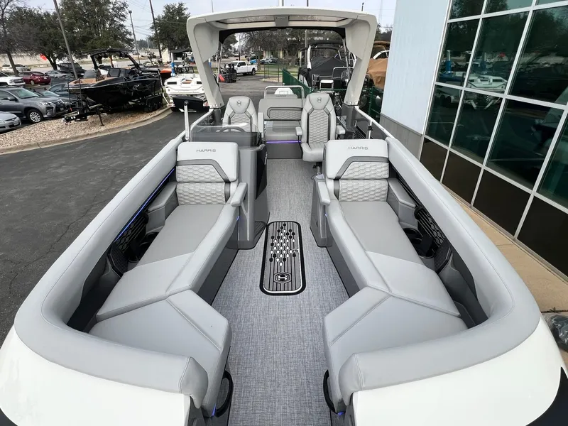 Slide: The Image of Harris Crowne 250 2026 - 15