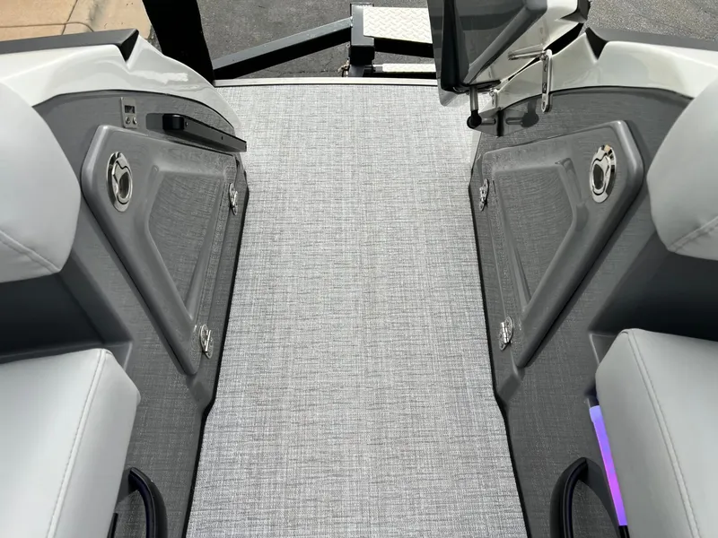 Slide: The Image of Harris Crowne 250 2026 - 18