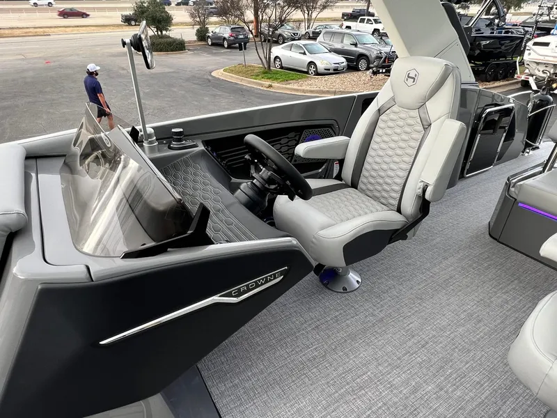 Slide: The Image of Harris Crowne 250 2026 - 25