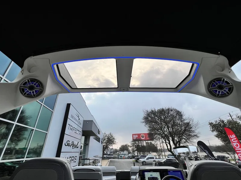 Slide: The Image of Harris Crowne 250 2026 - 50