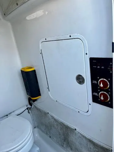 Slide: The Image of Sea Hunt Ultra 275 SE 2019 - 8