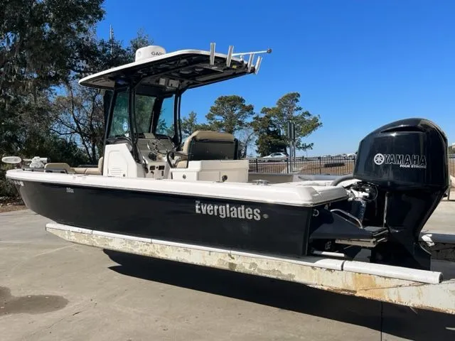 The Image of Everglades 253 Center Console 2019 - undefined