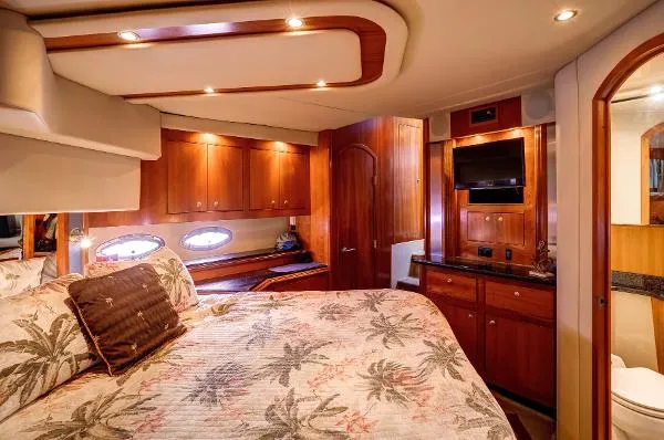 Slide: The Image of Cruisers 455 Express Motoryacht 2005 - 10