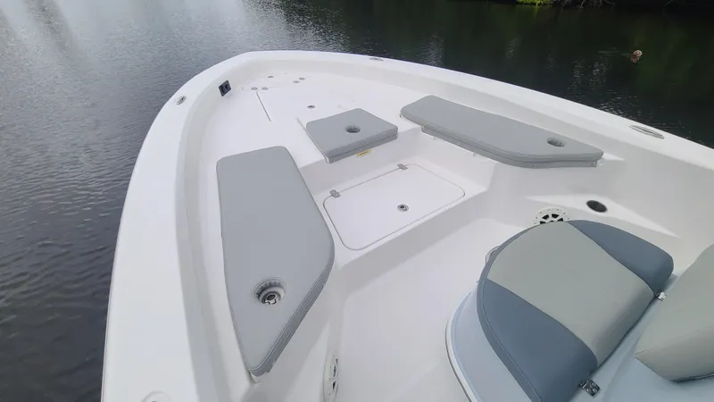 Slide: The Image of Aquasport 230 Pro Bay 2021 - 3