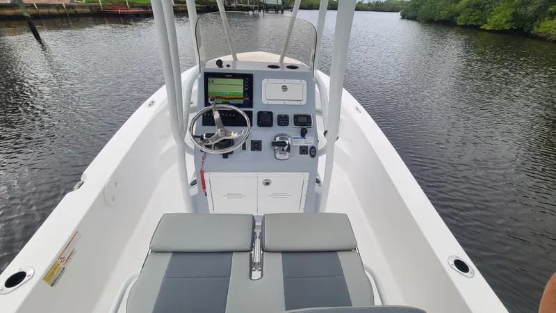 Slide: The Image of Aquasport 230 Pro Bay 2021 - 5