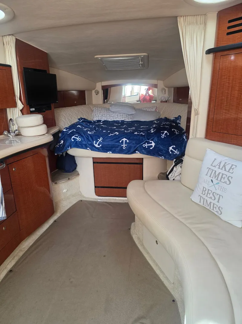 Slide: The Image of Sea Ray Sundancer 320 2002 - 9