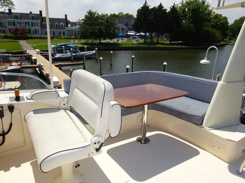 Slide: The Image of Aft flybridge lounge - 11