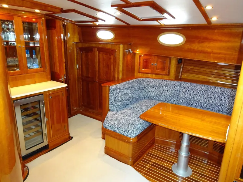 Slide: The Image of Dinette area - 24