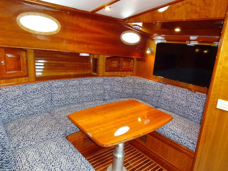 Slide: The Image of Dinette - 25