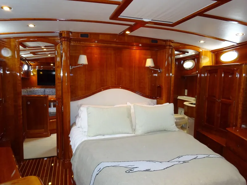 Slide: The Image of Master Cabin - 28