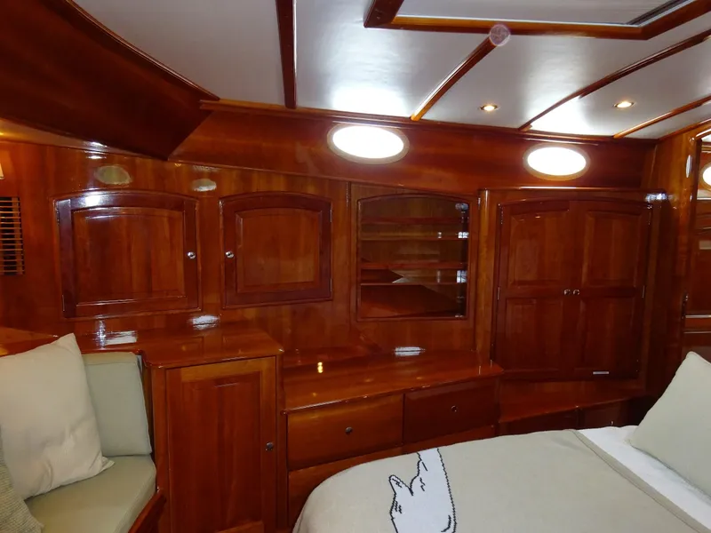 Slide: The Image of Master Cabin - 30