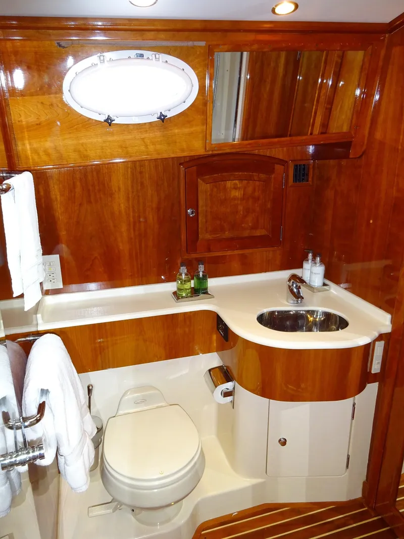 Slide: The Image of Master Head - 32