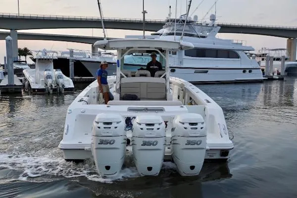 Slide: The Image of Boston Whaler 380 Outrage 2018 - 8
