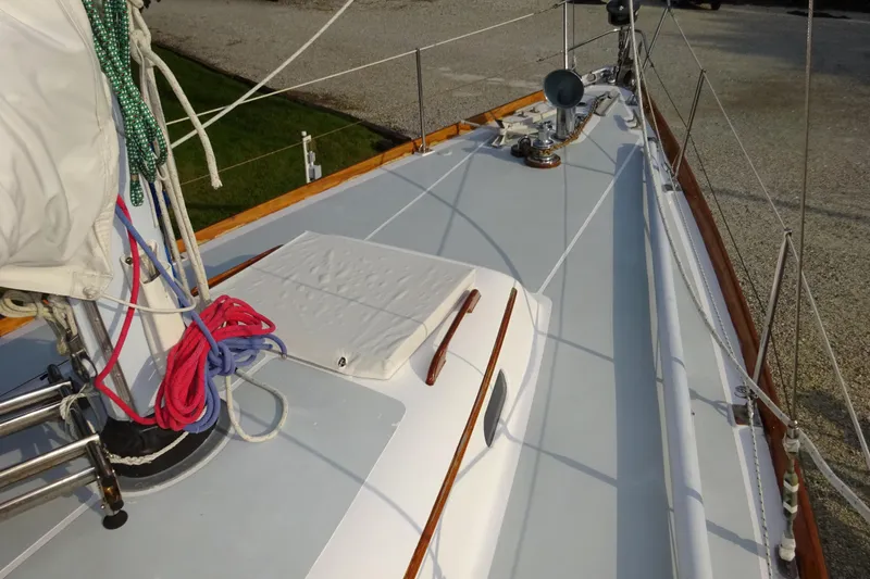 Slide: The Image of 1970 Hinckley Bermuda 40 Custom sailboat deck with ropes and fittings. - 16