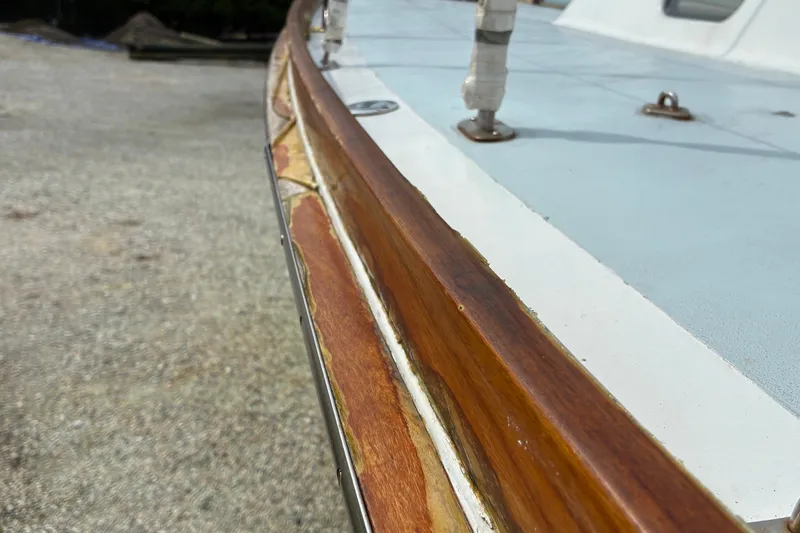 Slide: The Image of Hinckley Yachts Bermuda 40 1970 - 69