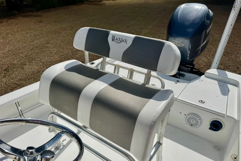 Slide: The Image of Boat seat on a 2007 BlackJack 224 with Yamaha outboard motor. - 7