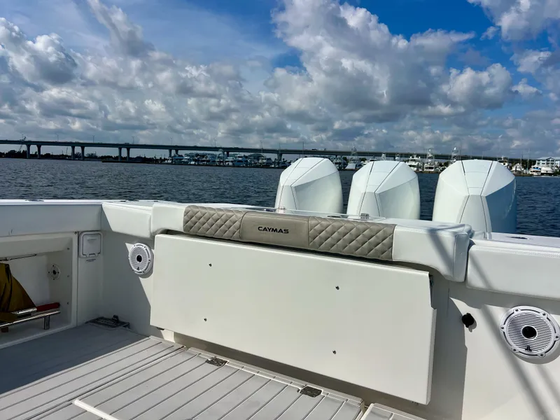 Slide: The Image of Caymas 341 CC 2021 - 4