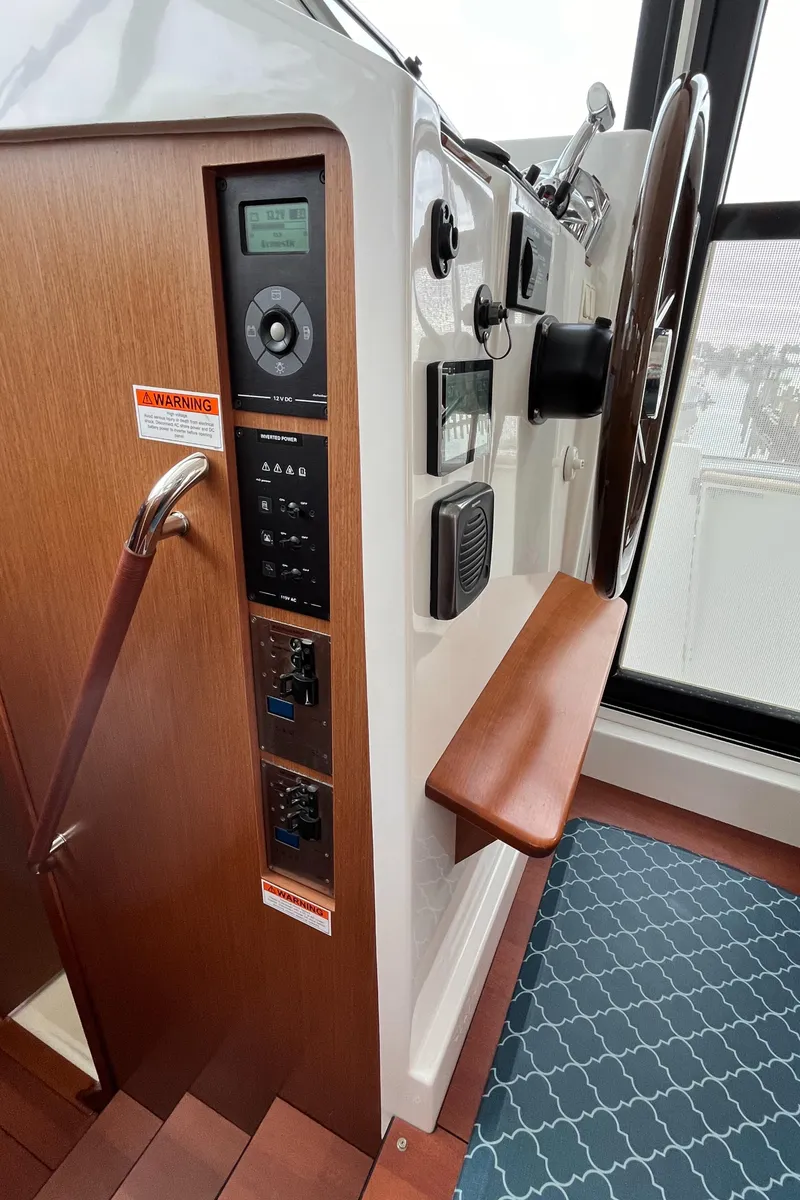 Slide: The Image of Beneteau Swift Trawler 34 2014 - 61