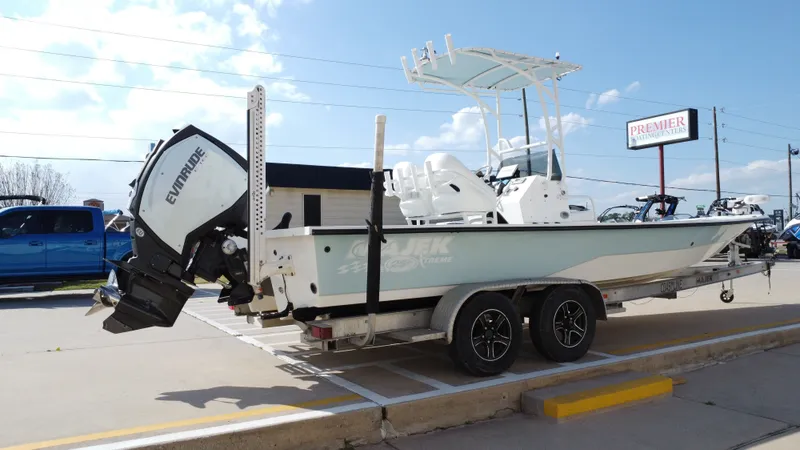 Slide: The Image of Majek 25 Xtreme 2017 - 6