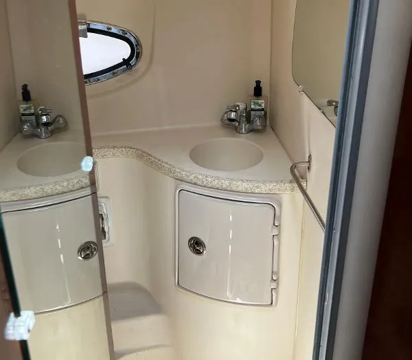Slide: The Image of Regal 2860 Window Express 2007 - 7