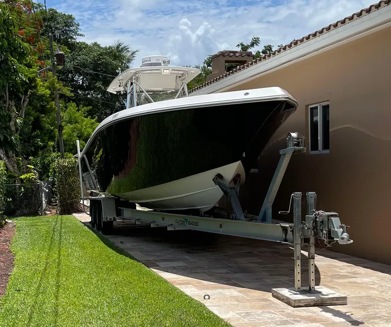 Slide: The Image of Fountain 38 Center Console 2012 - 1