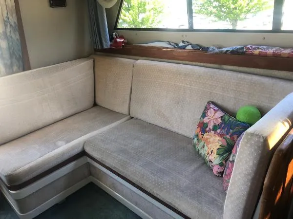 Slide: The Image of Carver Yachts 35 1986 - 4