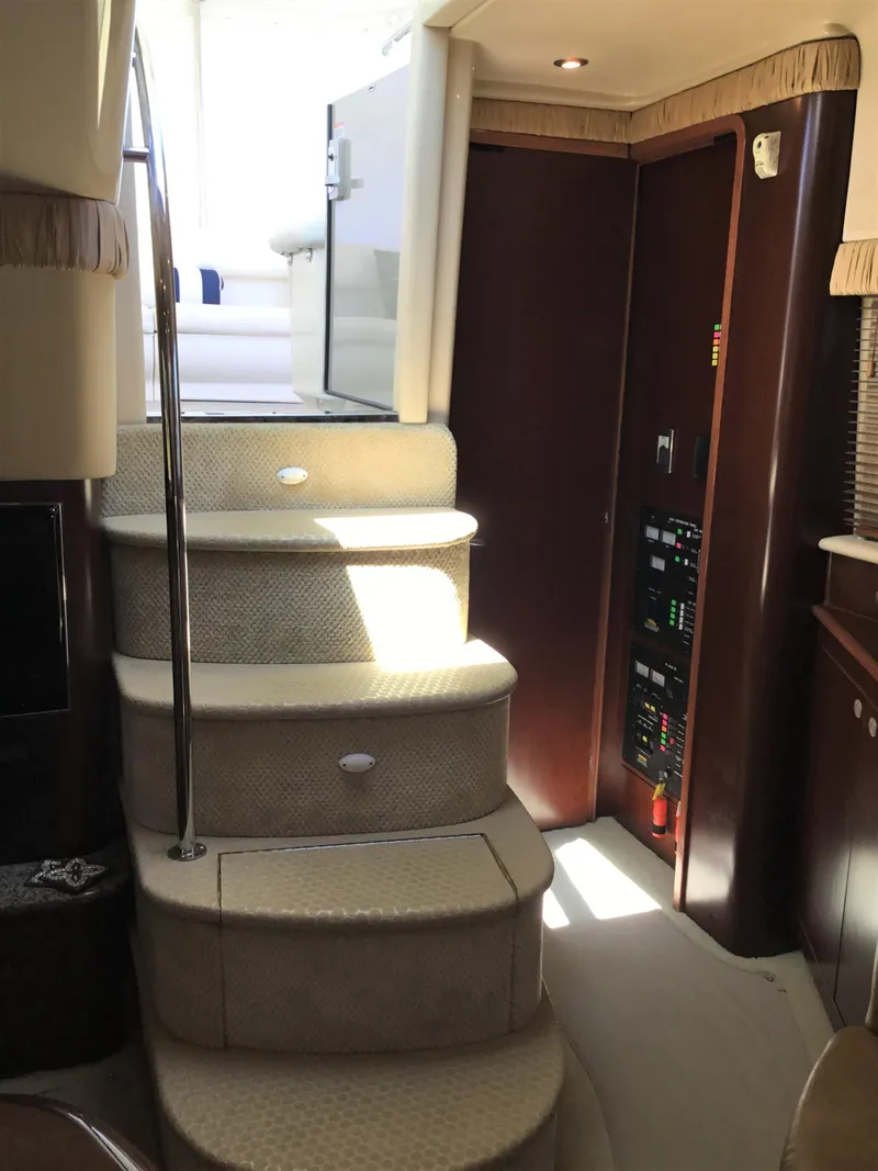 Slide: The Image of Sea Ray 40 Motor Yacht 2005 - 10