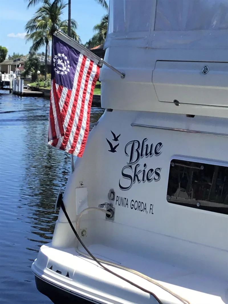 Slide: The Image of Sea Ray 40 Motor Yacht 2005 - 7