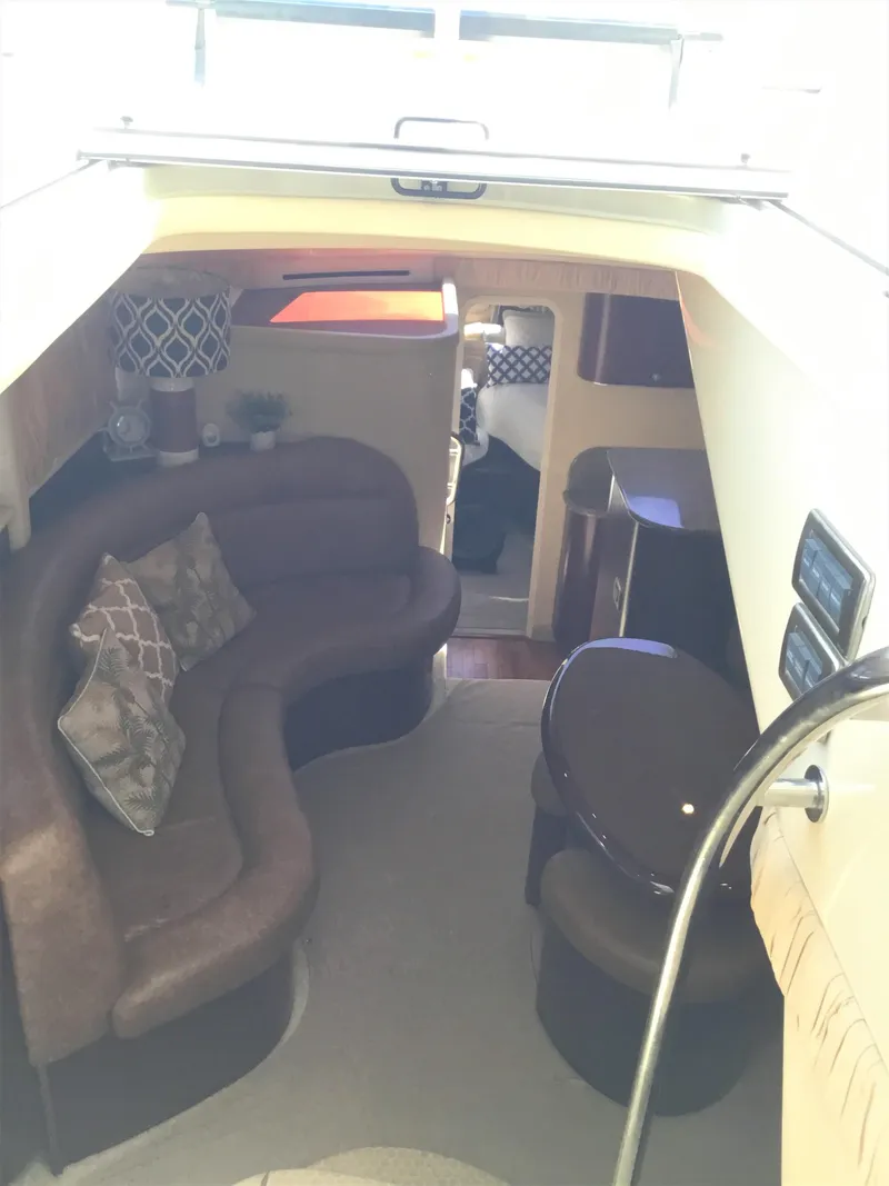 Slide: The Image of Sea Ray 40 Motor Yacht 2005 - 8